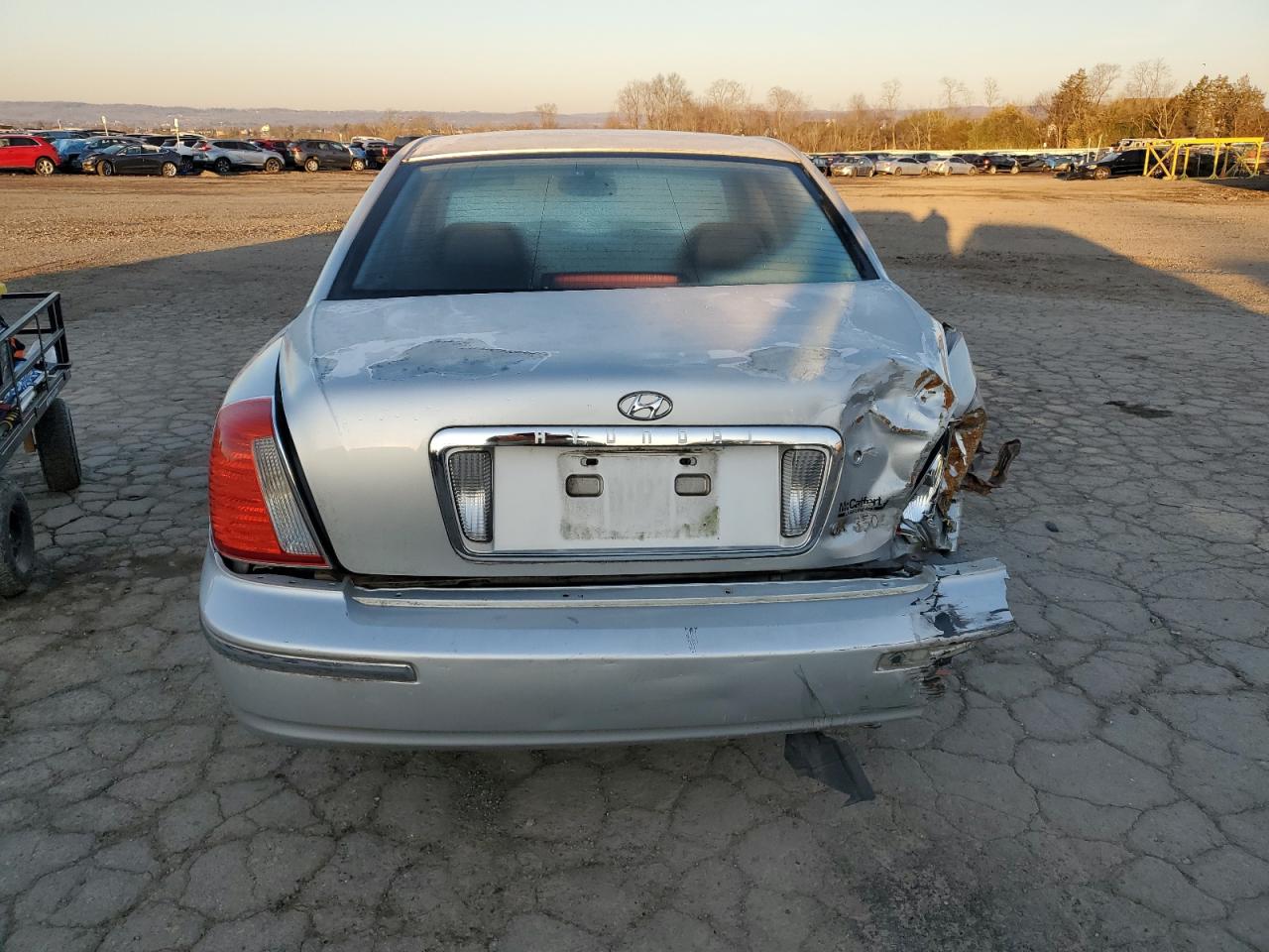 2004 Hyundai Grandeur - Image 6
