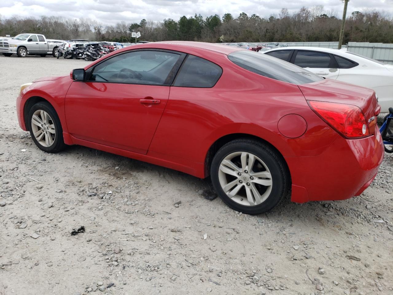 2012 Nissan Altima - Image 2