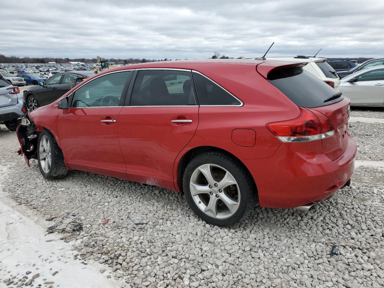 2014 Toyota Venza - Image 2