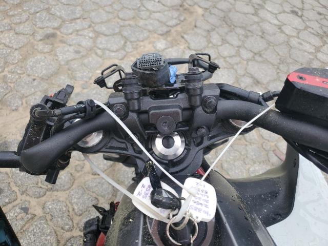  KAWASAKI ER650 K 2022 Два тони