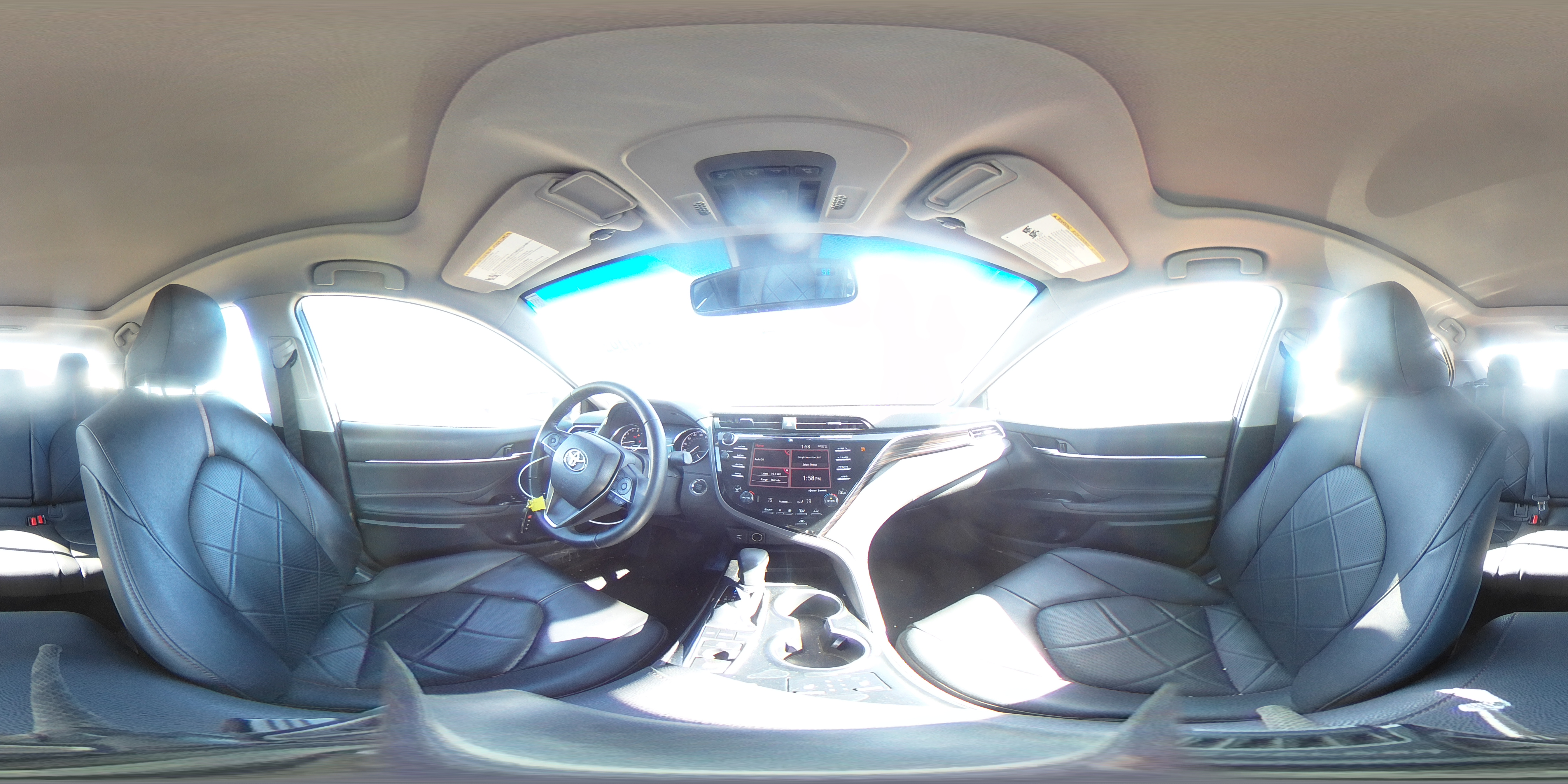 2018 Toyota Camry - Image 13