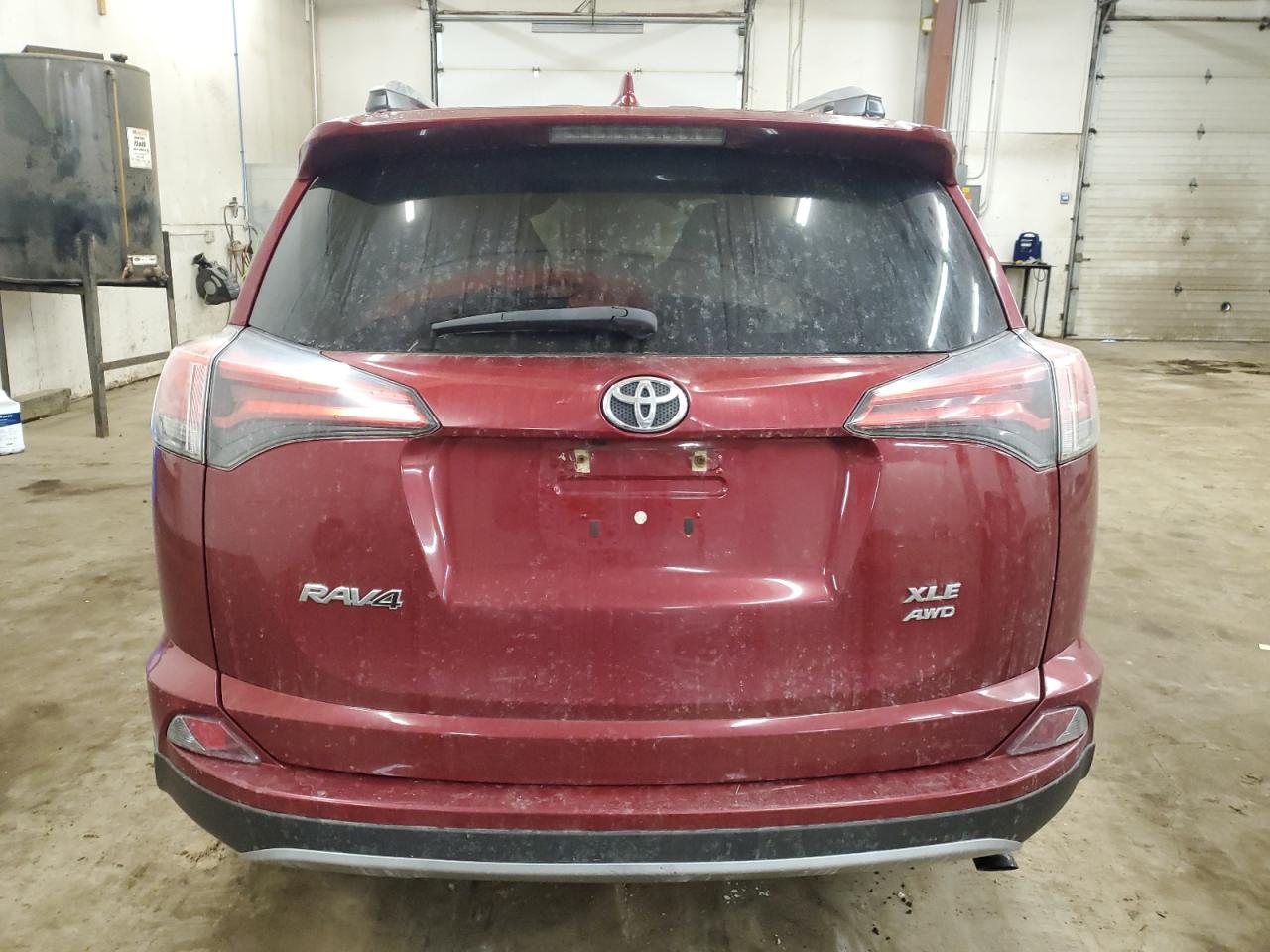 2018 Toyota RAV 4 - Image 6
