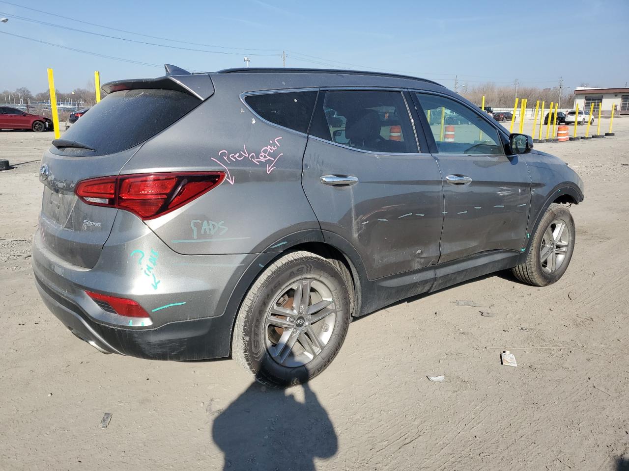 2017 Hyundai Santa Fe - Image 3