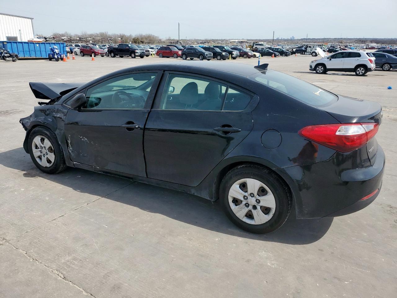 2016 Kia Forte - Image 2