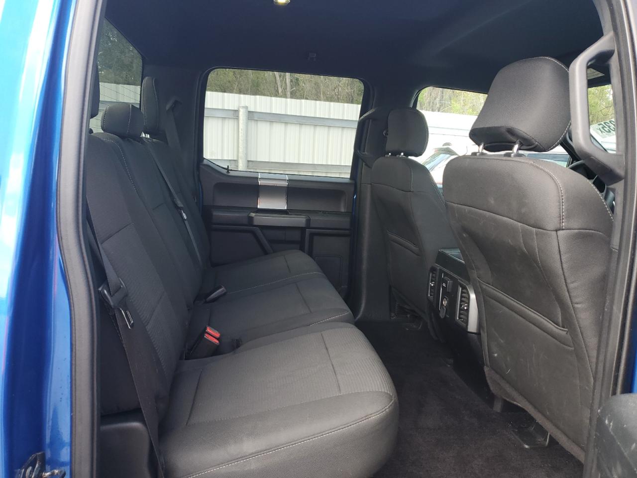 2015 Ford F-150 - Image 10