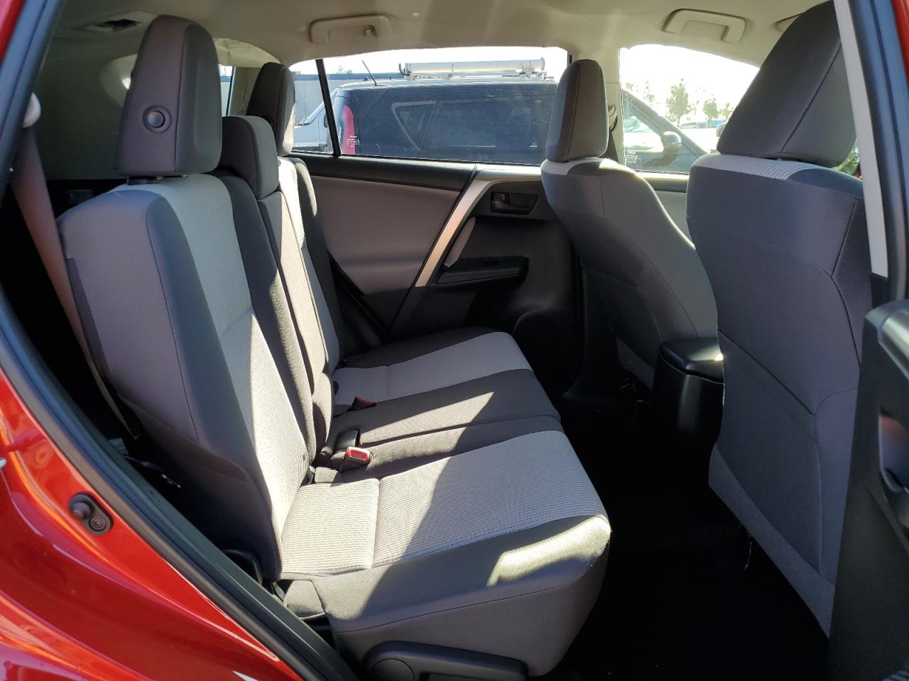 2015 Toyota RAV 4 - Image 11