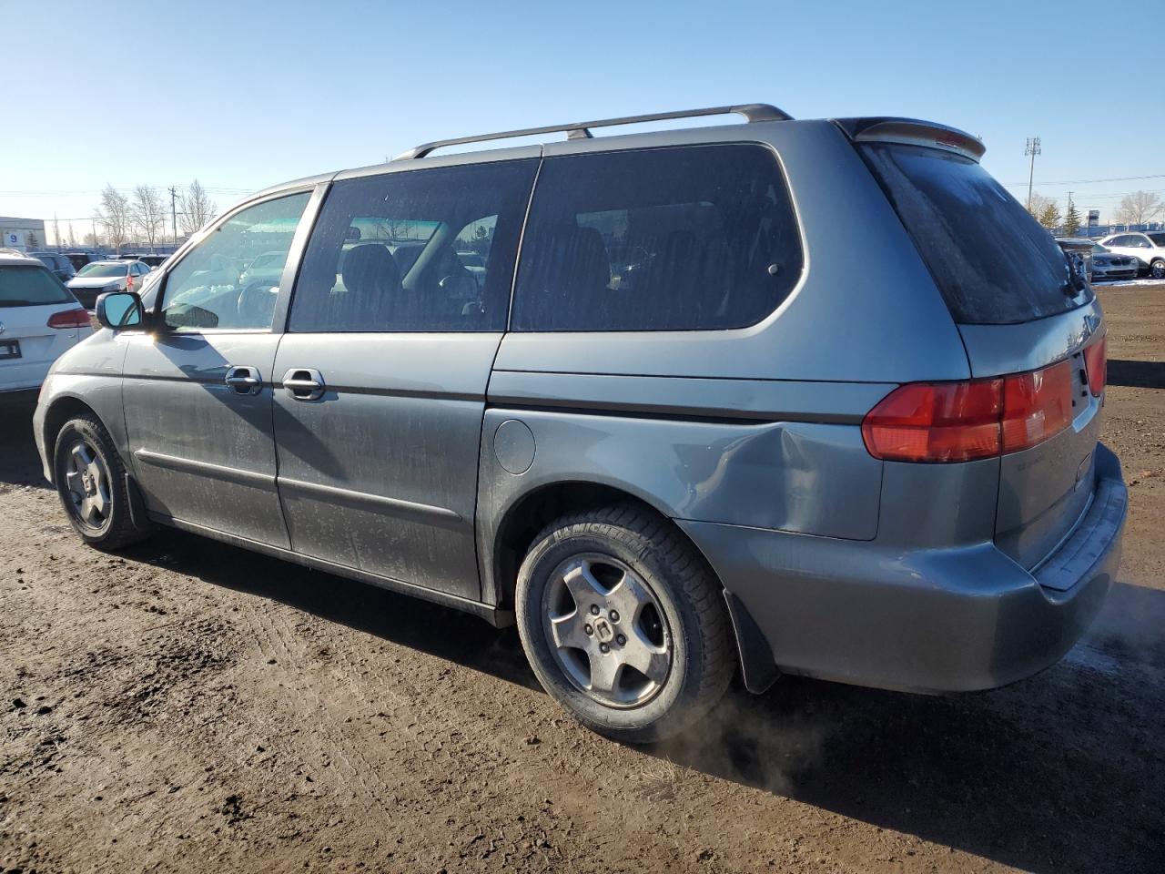 1999 Honda Odyssey - Image 2