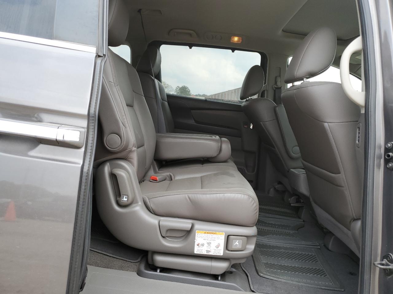 2014 Honda Odyssey - Image 12