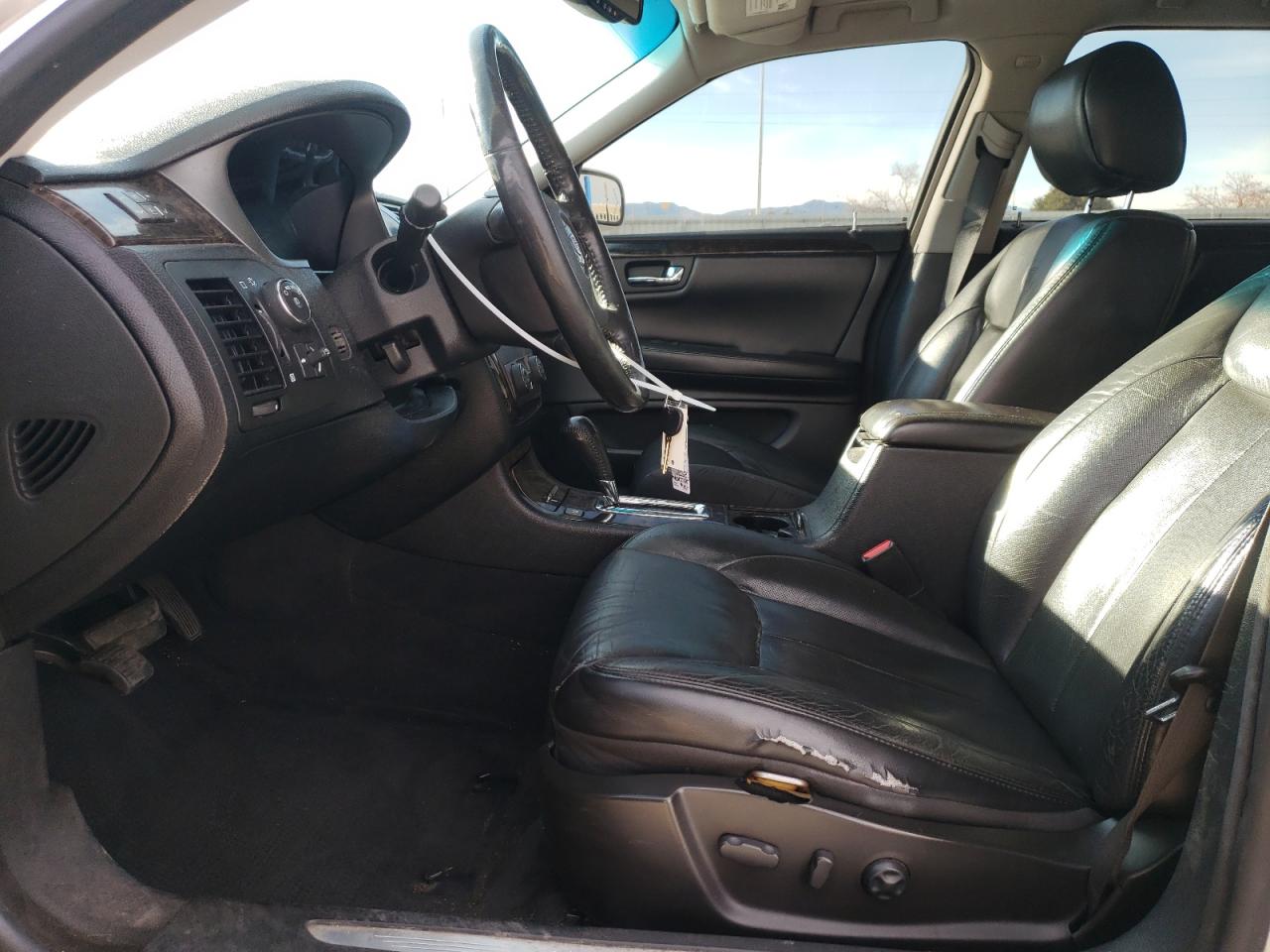2008 Cadillac DTS - Image 7