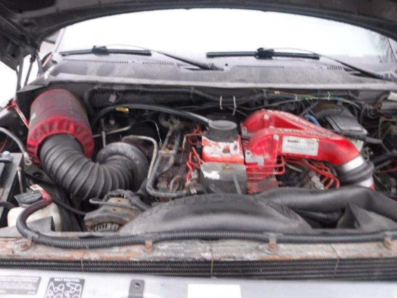 1994 Dodge RAM - Image 9