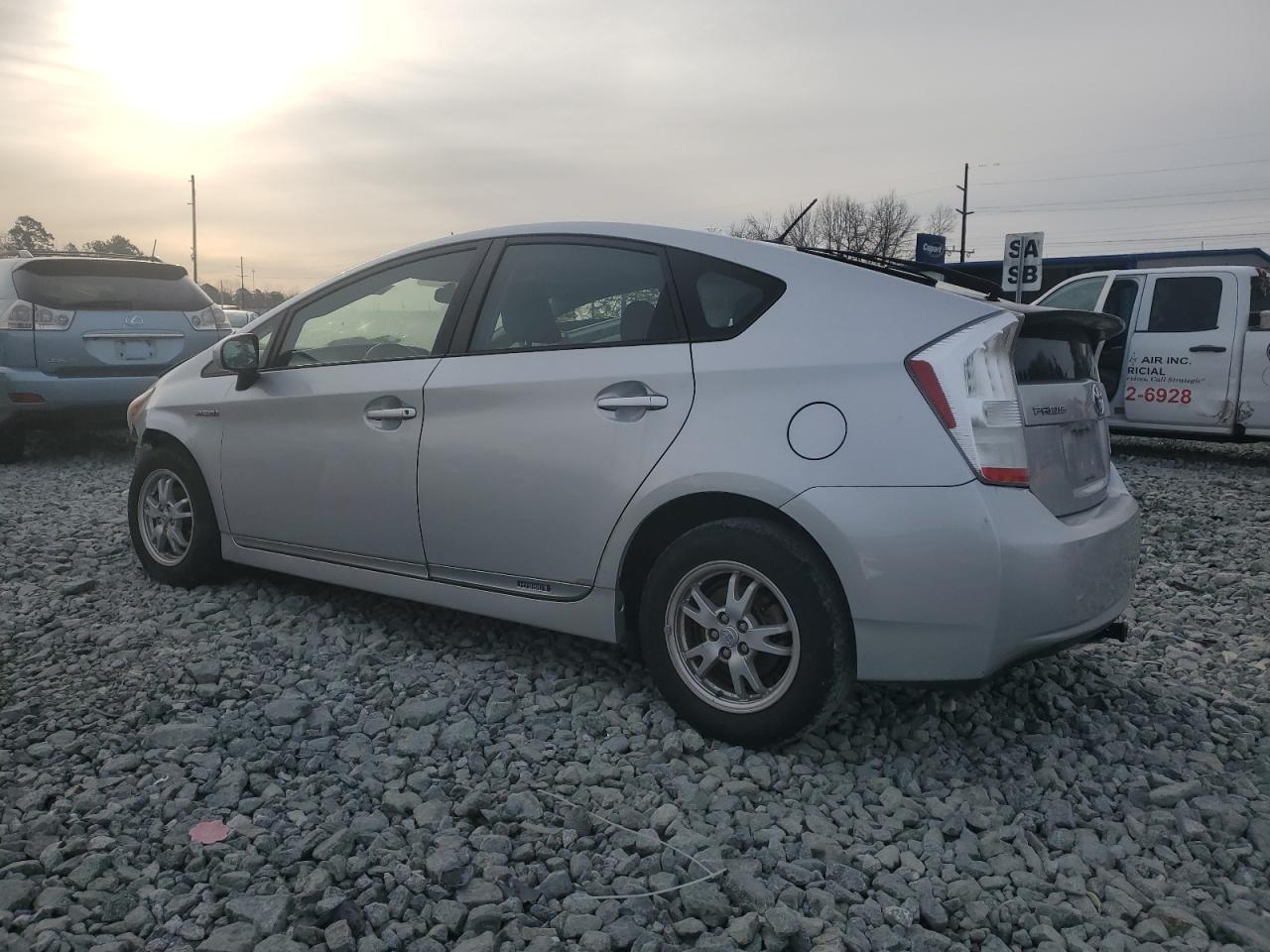 2011 Toyota Prius - Image 2