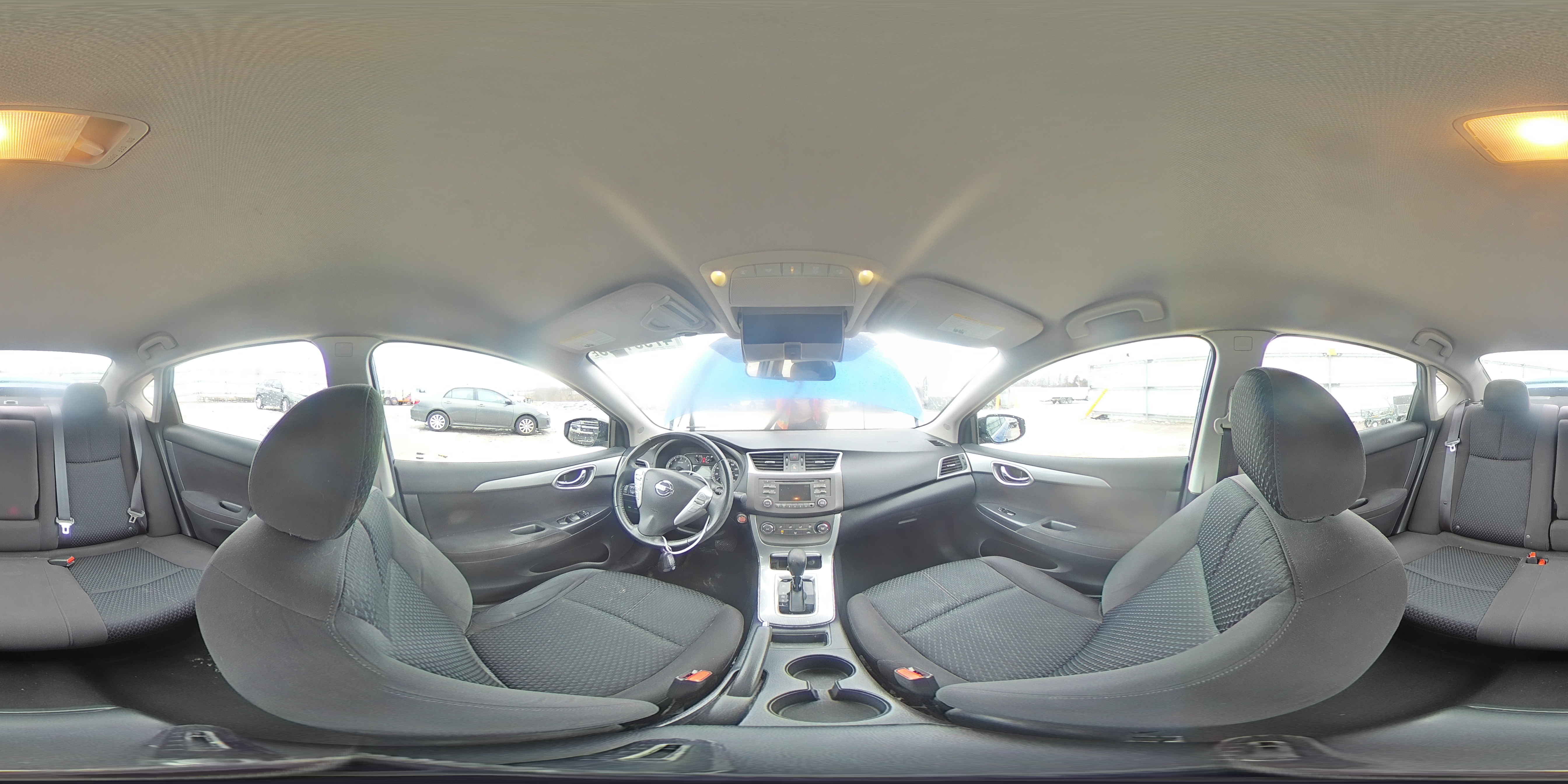 2014 Nissan Sentra - Image 12