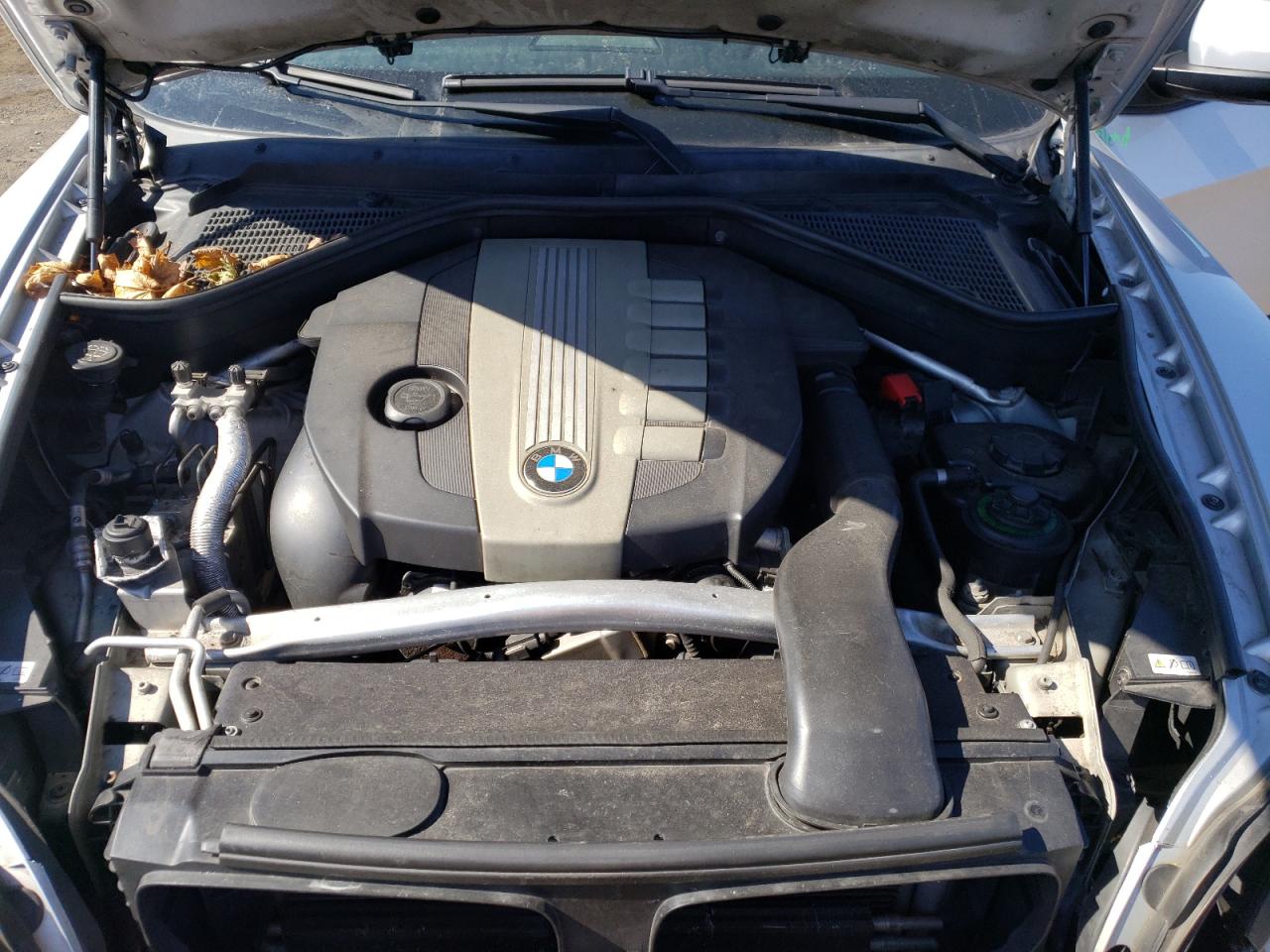 2010 BMW X5 - Image 14