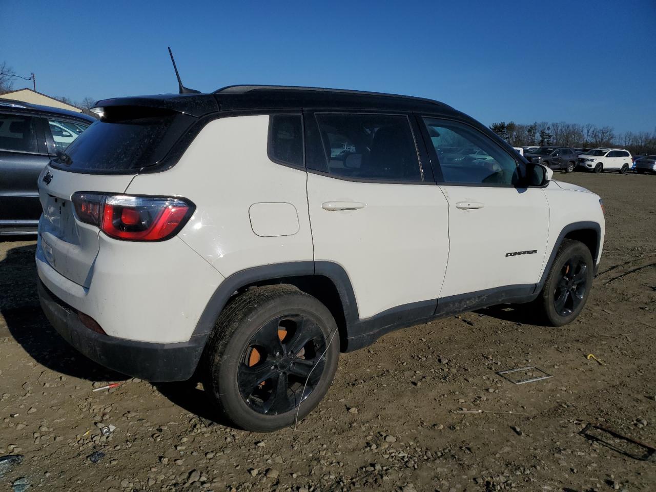 2019 Jeep Compass - Image 3