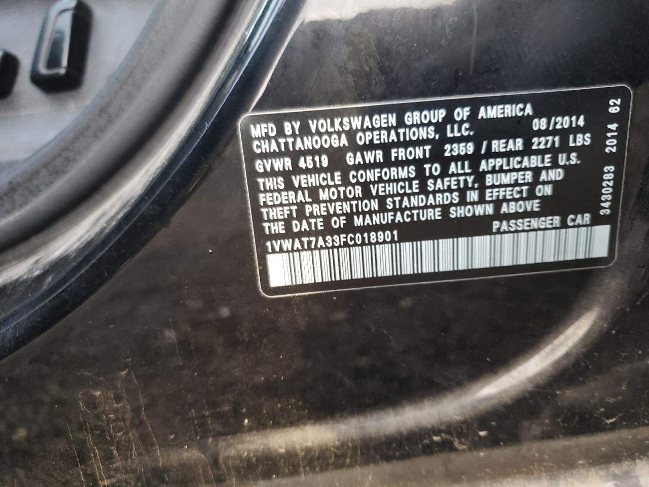 2015 Volkswagen Passat - Image 12