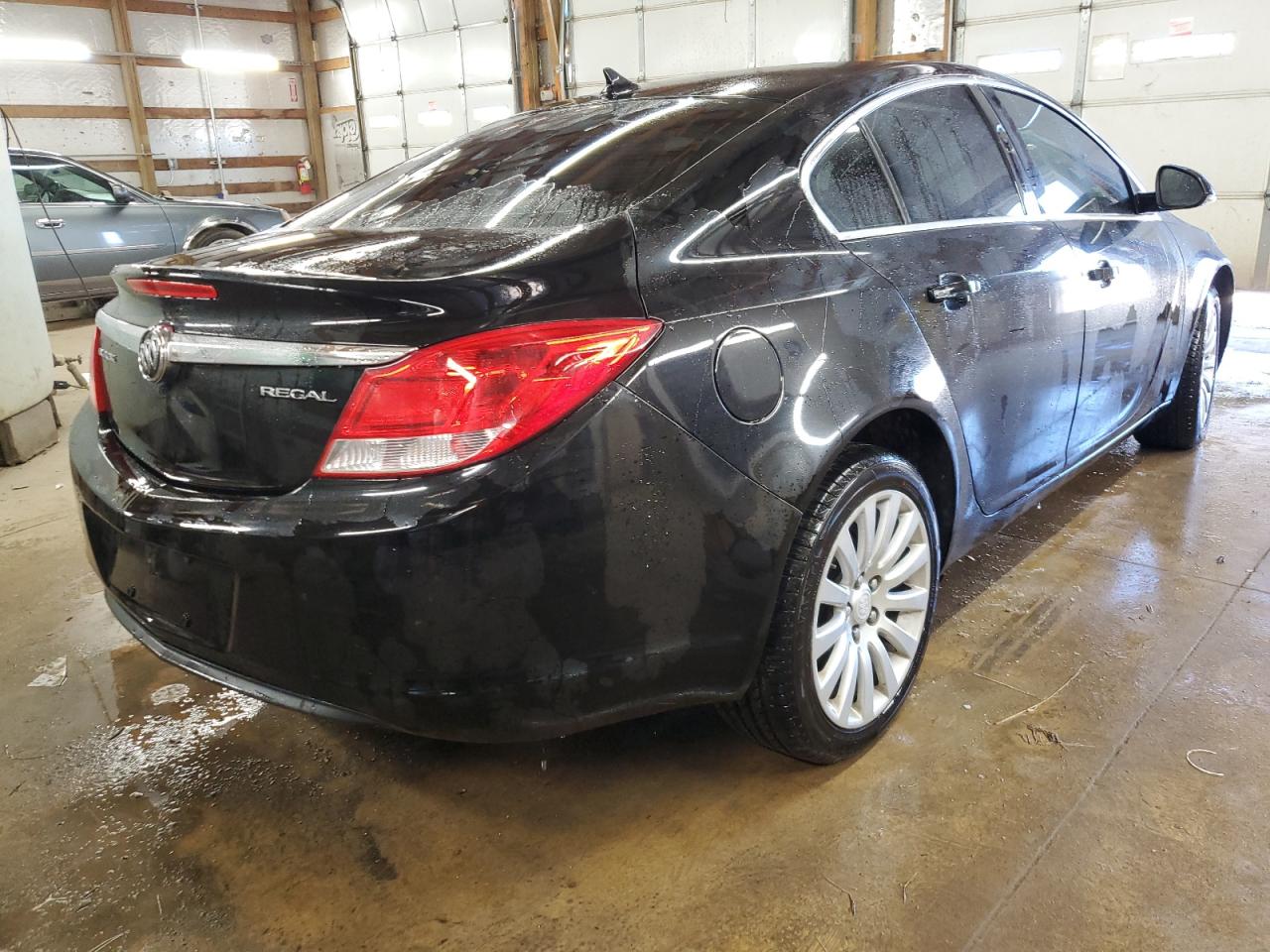 2012 Buick Regal - Image 3