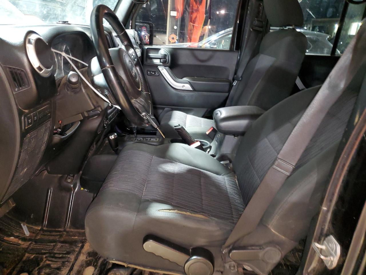 2011 Jeep Wrangler - Image 7