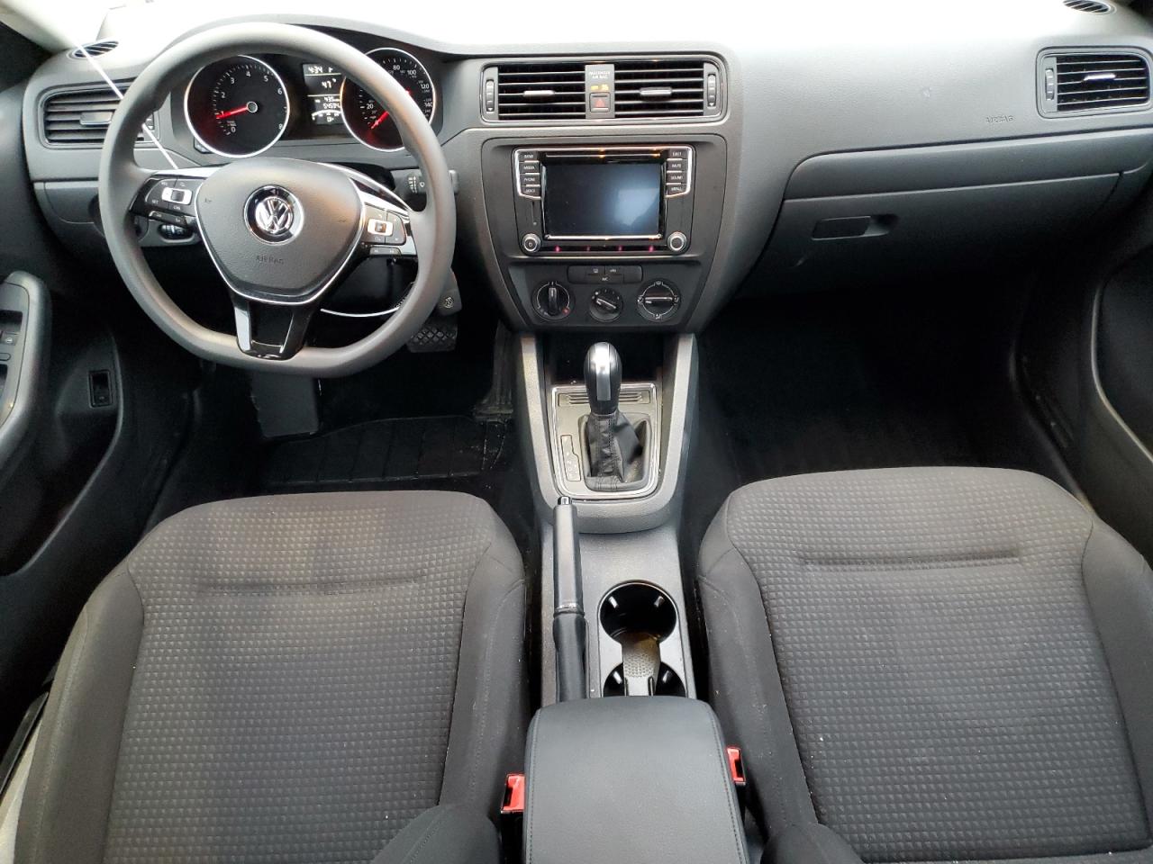 2016 Volkswagen Jetta - Image 8