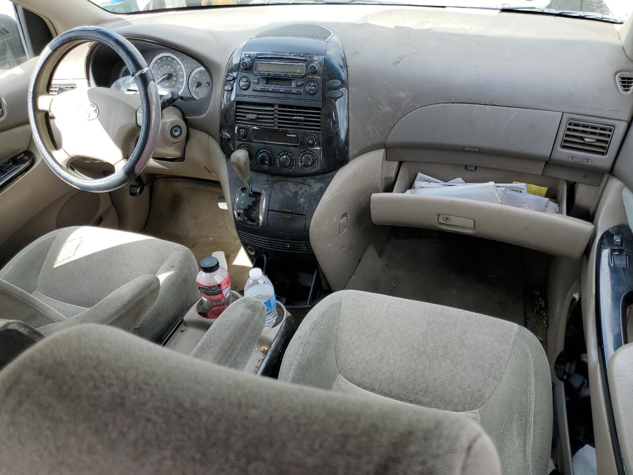 2005 Toyota Sienna - Image 8