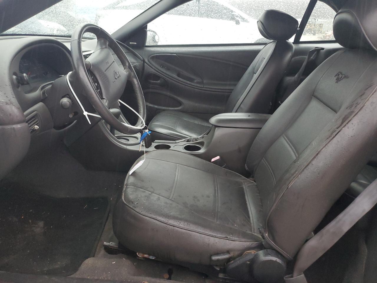 2004 Ford Mustang - Image 7