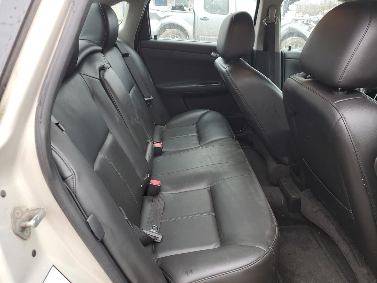 2012 Chevrolet Impala - Image 11