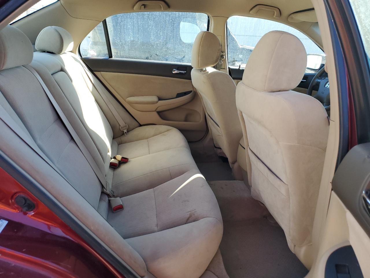 2004 Honda Accord - Image 10