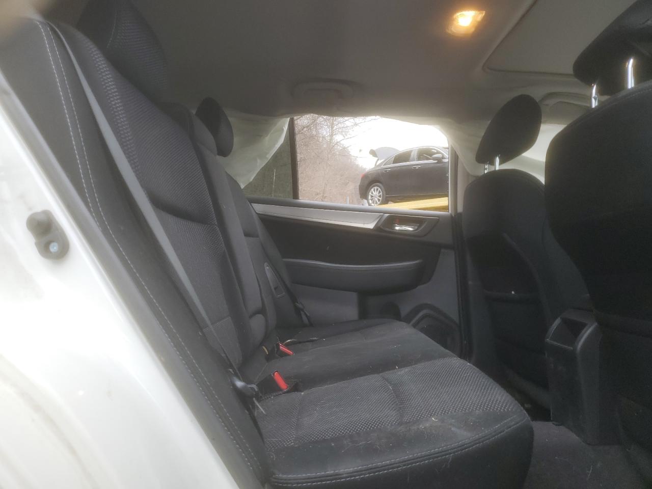 2015 Subaru Outback - Image 11