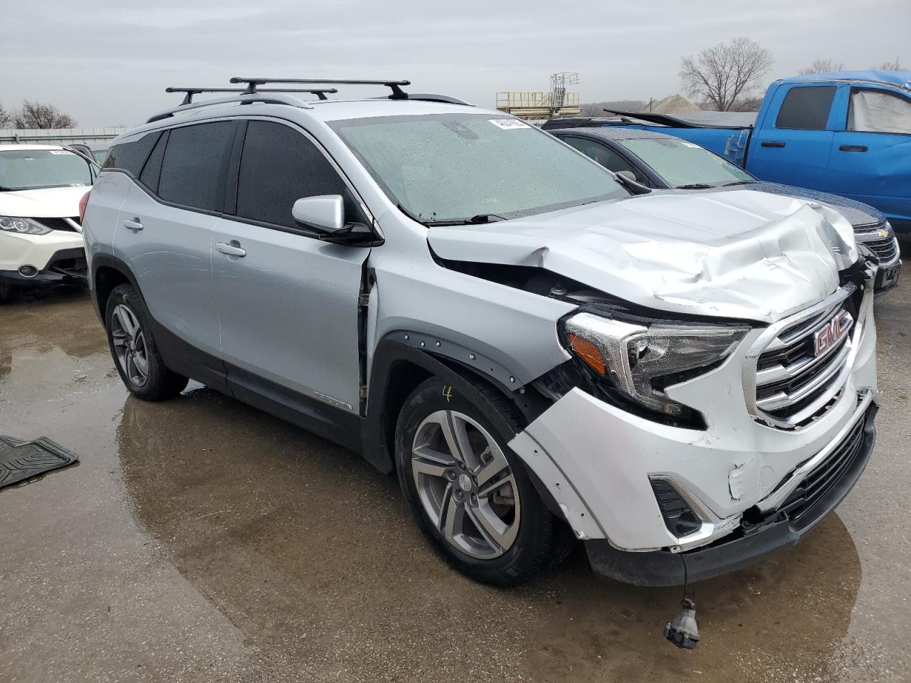 2020 GMC Terrain - Image 4