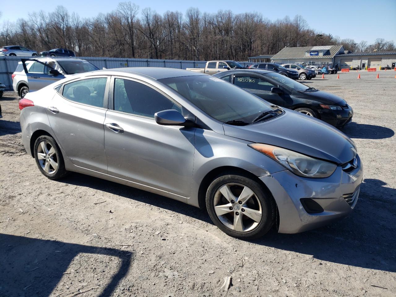 2011 Hyundai Elantra - Image 4