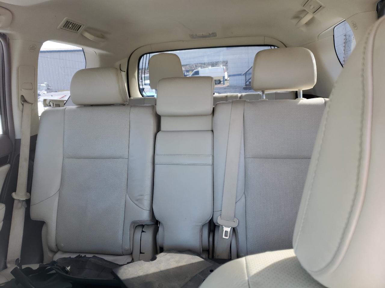 2015 Lexus GX - Image 10
