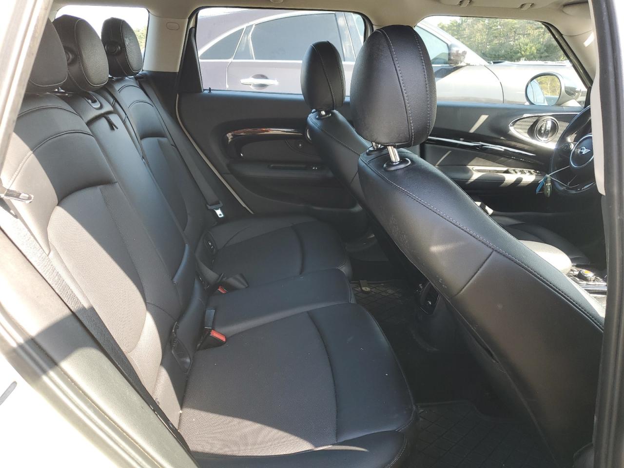 2016 MINI Cooper - Image 10