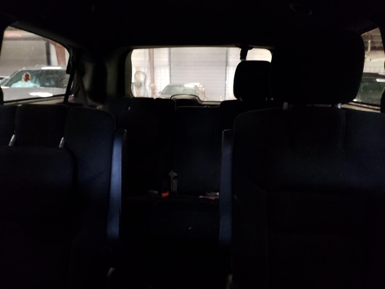 2016 Dodge Caravan - Image 10