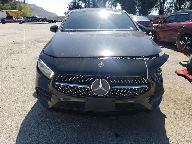  MERCEDES-BENZ A-CLASS 2019 Czarny