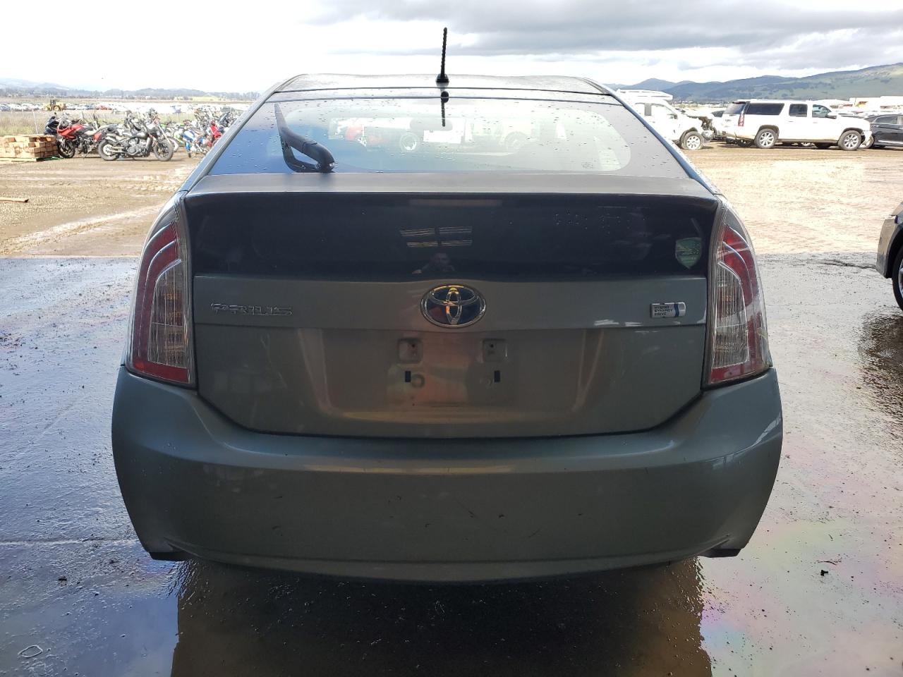 2013 Toyota Prius - Image 6