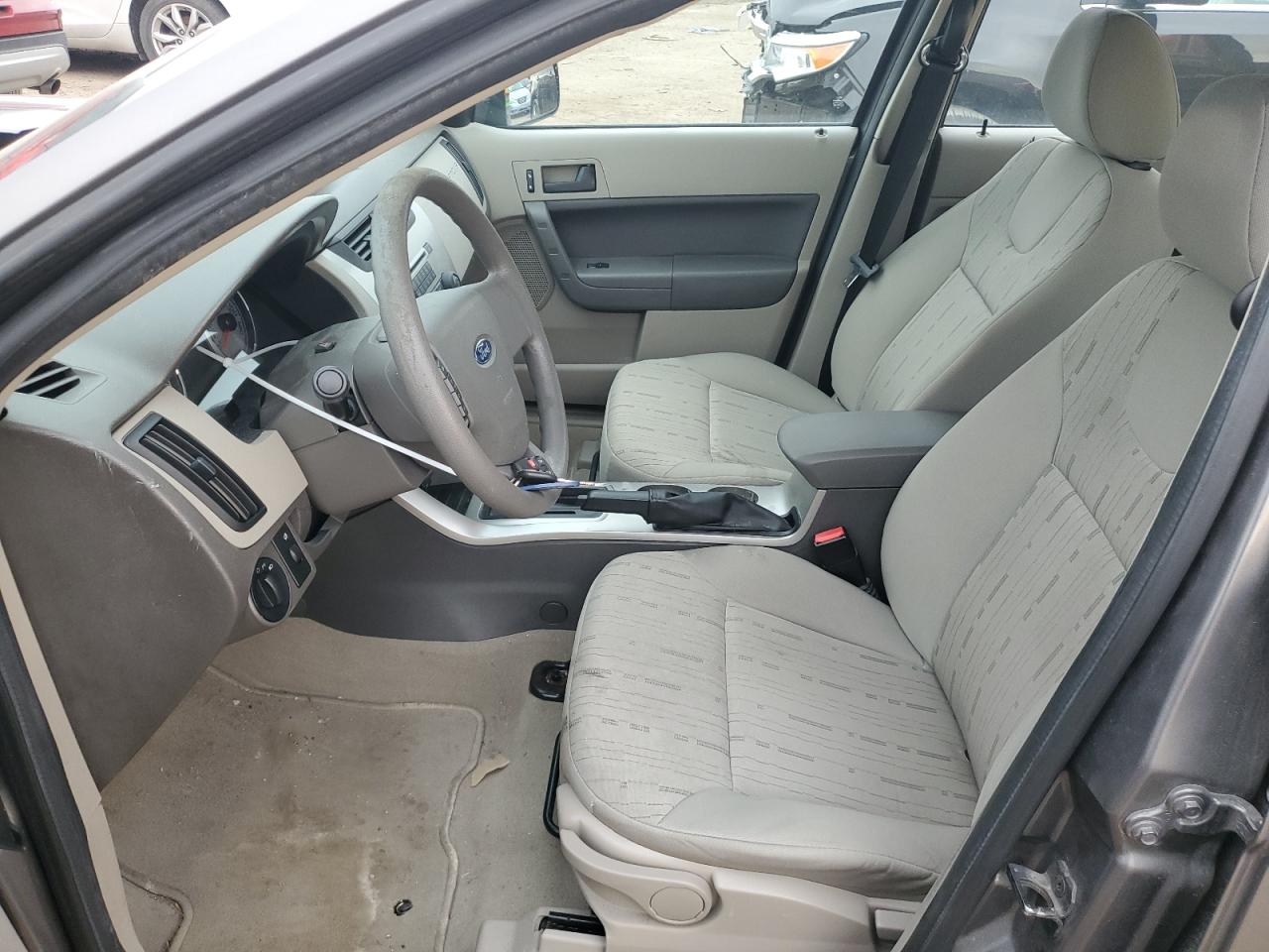 2009 Ford Focus - Image 7