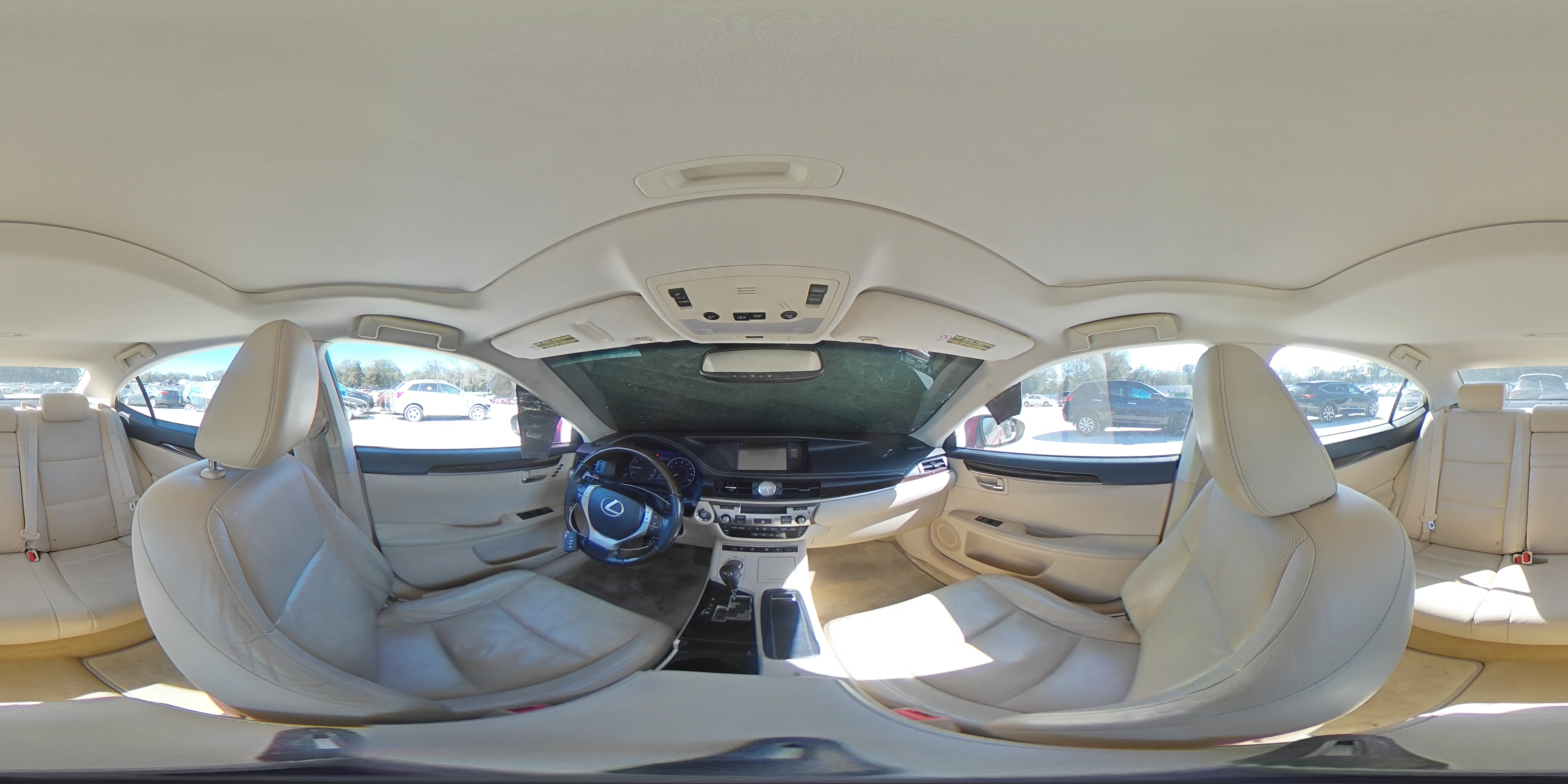 2013 Lexus ES - Image 12
