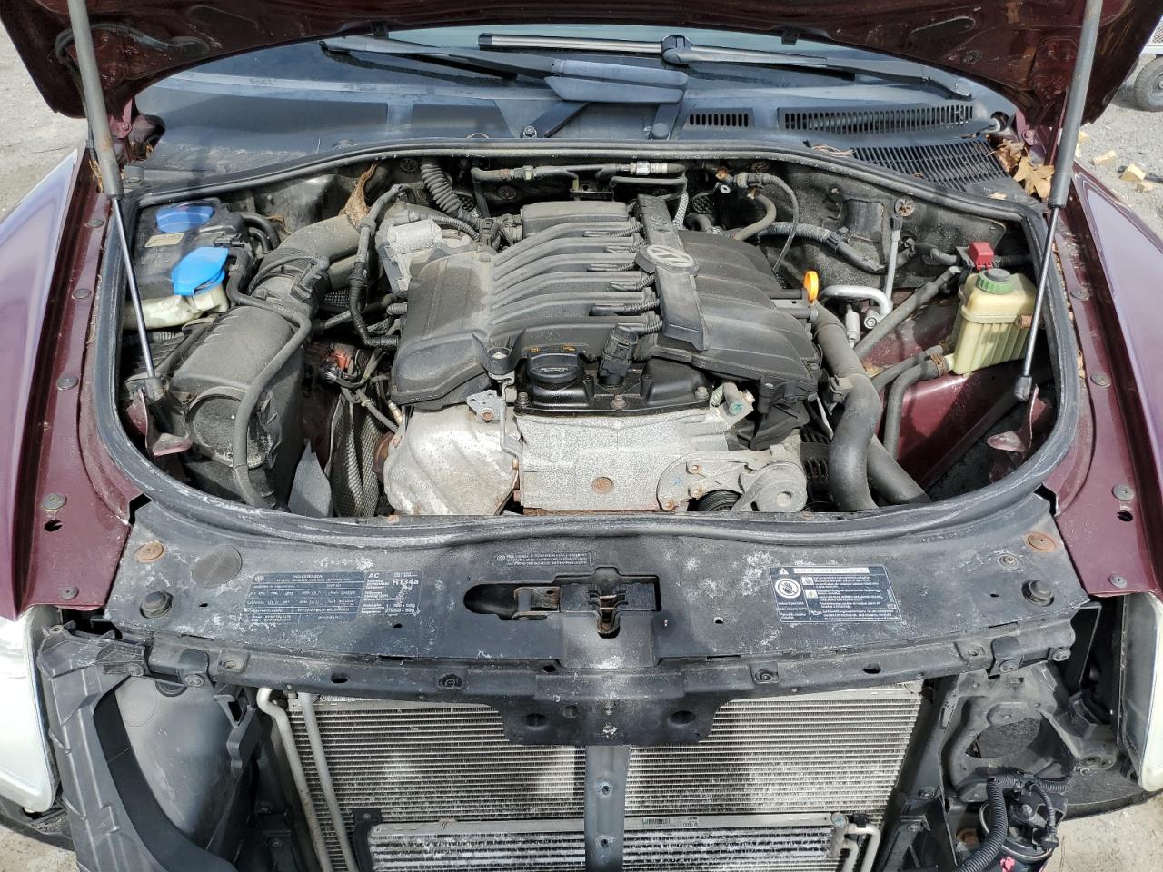 2009 Volkswagen Touareg - Image 12