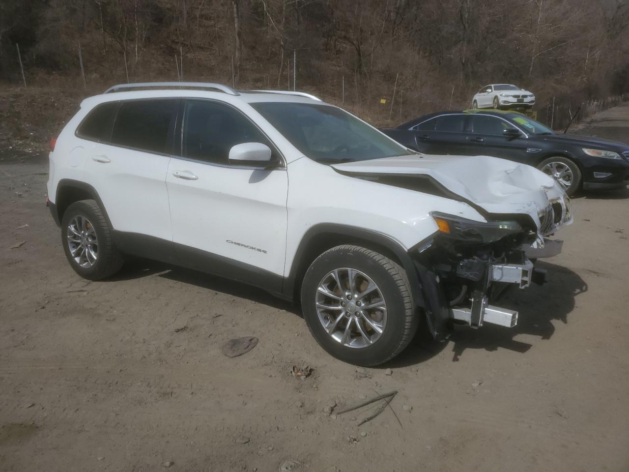 2019 Jeep Grand Cherokee - Image 4