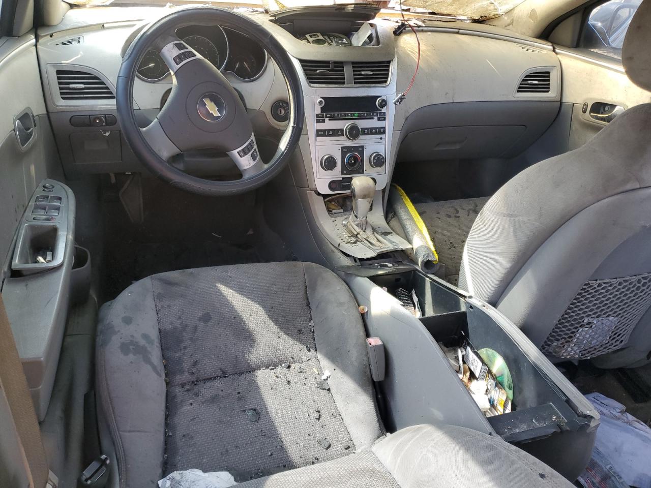 2011 Chevrolet Malibu - Image 8