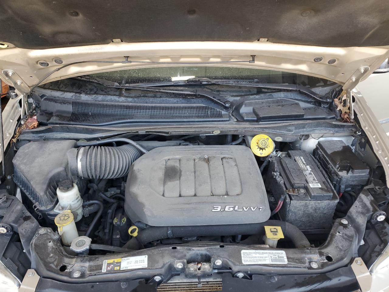 2014 Chrysler Town & Country - Image 12
