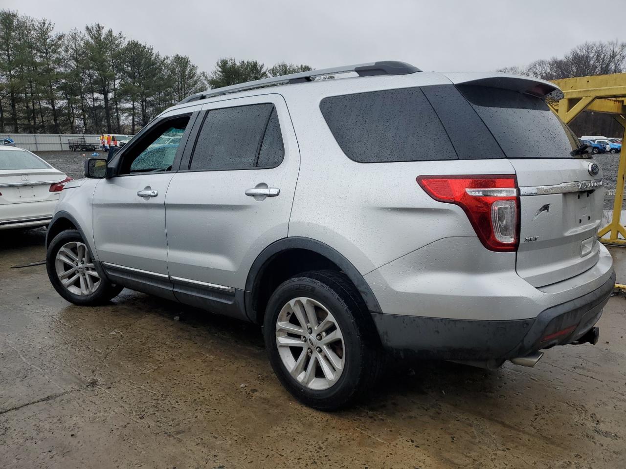 2012 Ford Explorer - Image 2