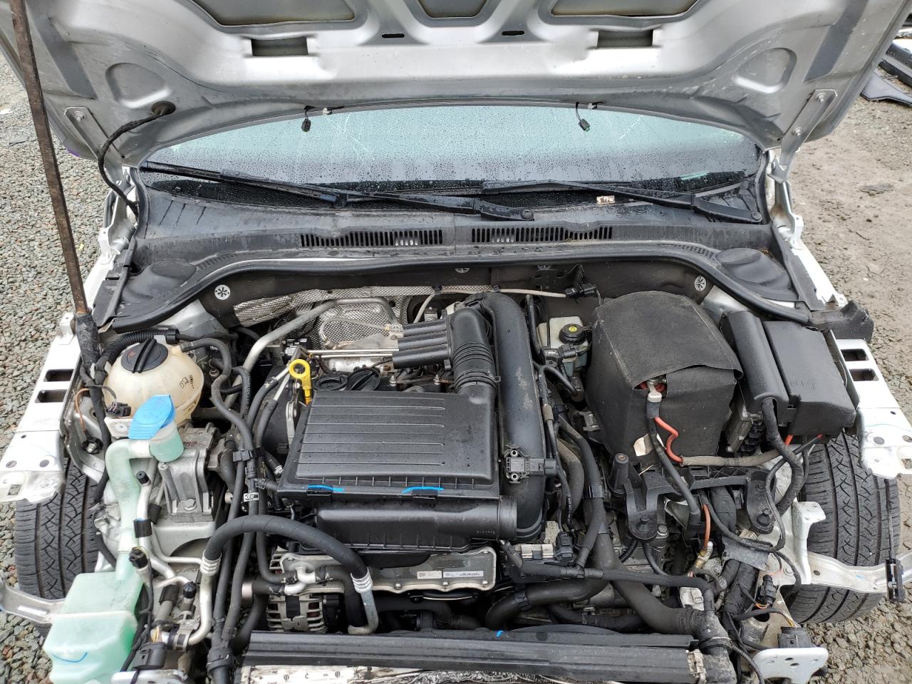 2016 Volkswagen Jetta - Image 11