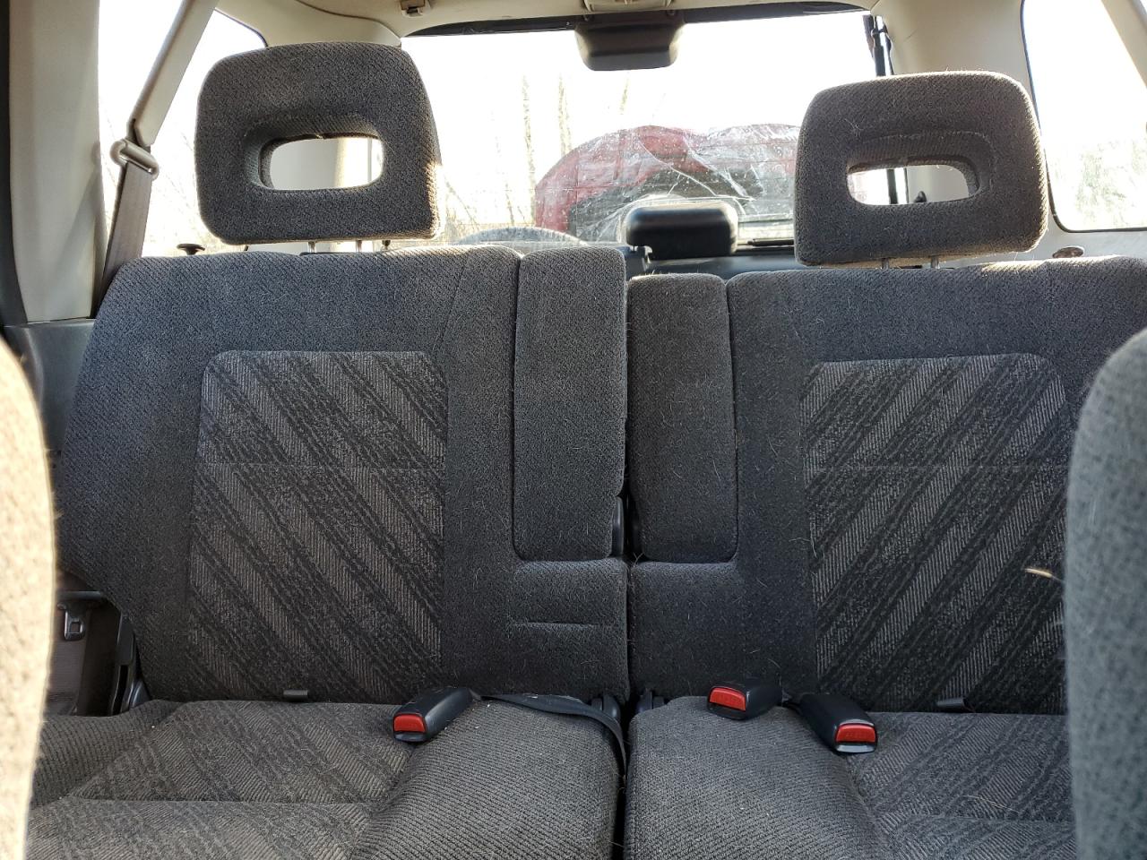2001 Honda CR-V - Image 10