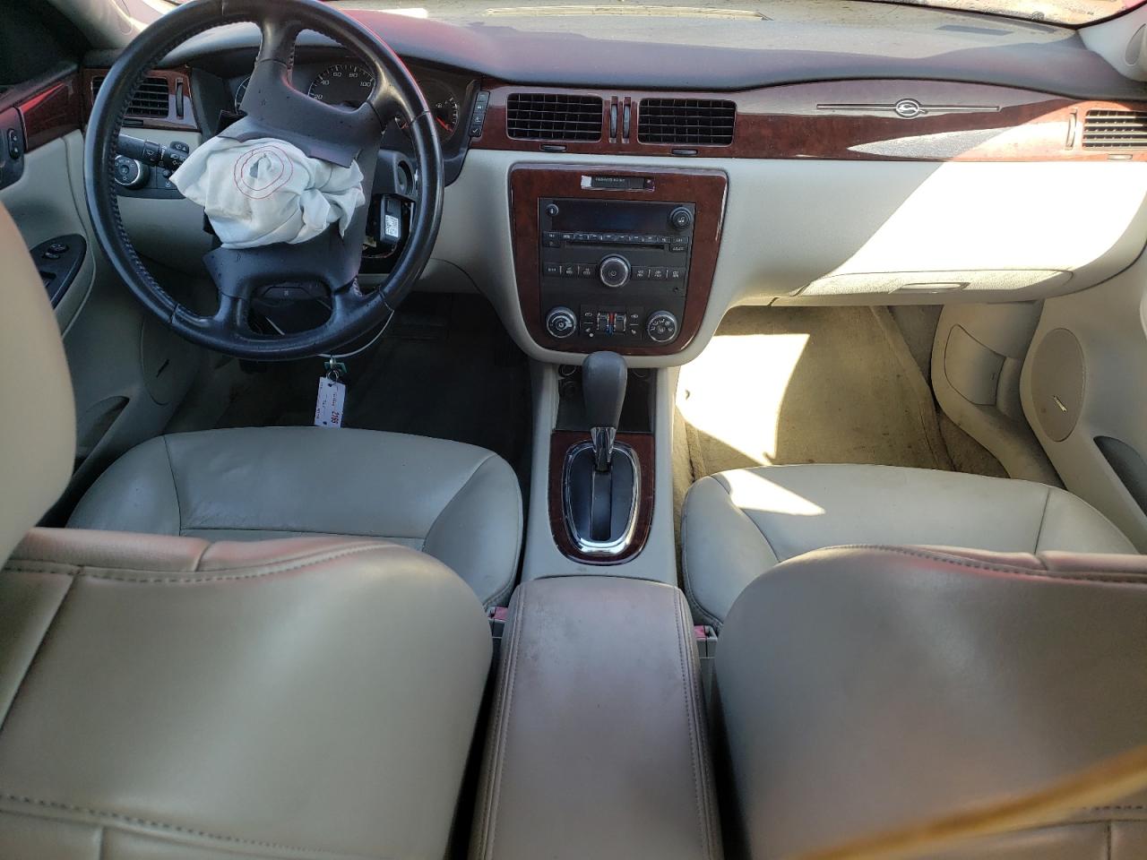 2009 Chevrolet Impala - Image 8