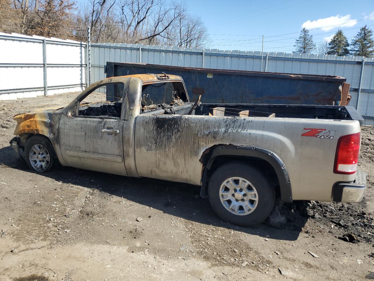 2008 GMC Sierra - Image 2