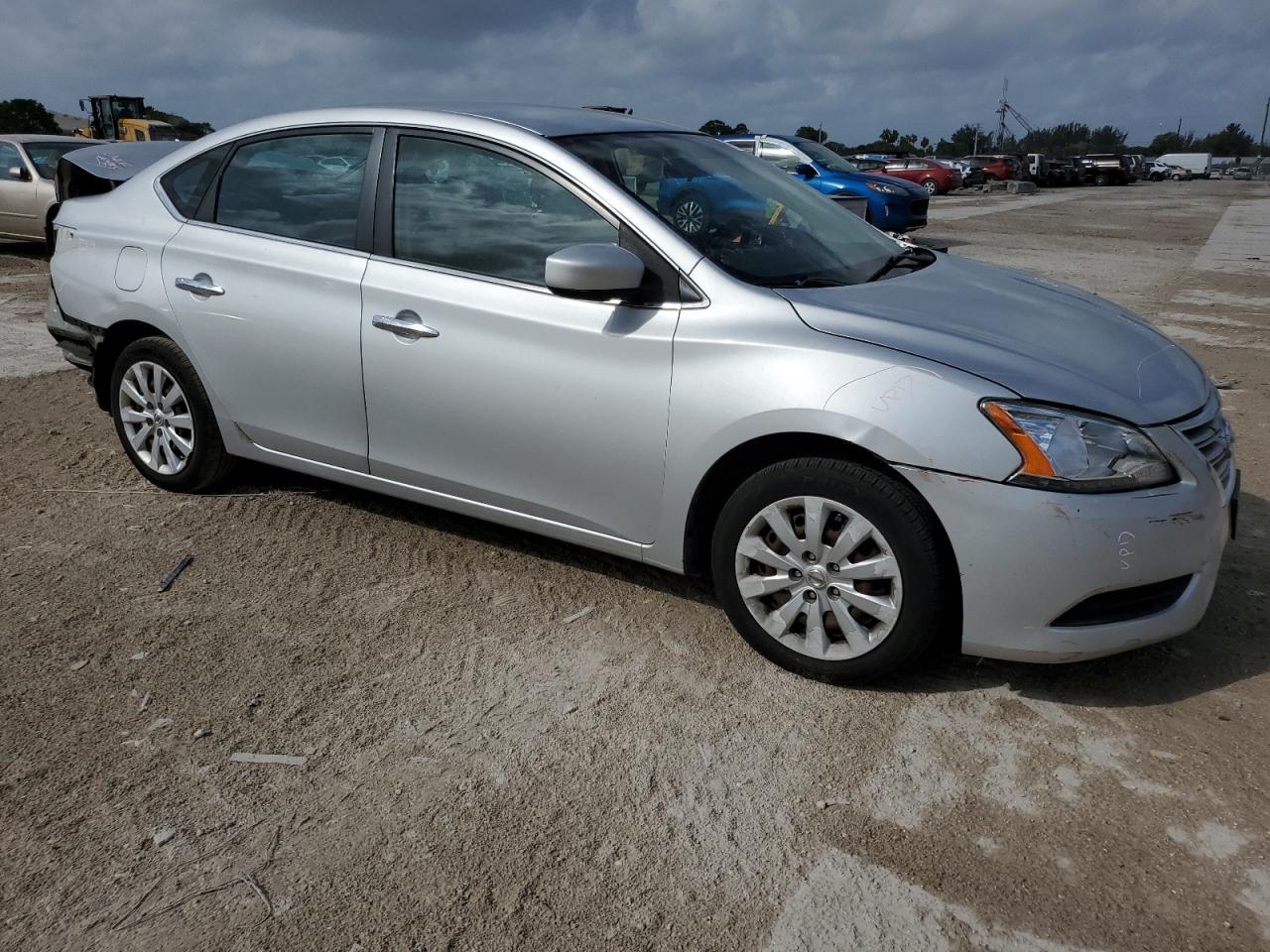 2013 Nissan Sentra - Image 4