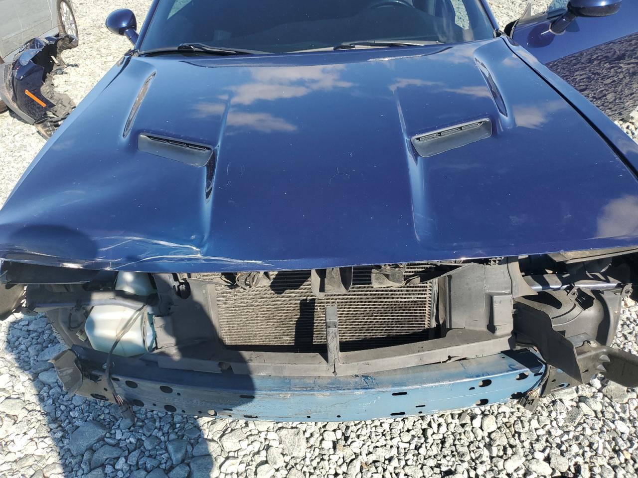 2015 Dodge Challenger - Image 13