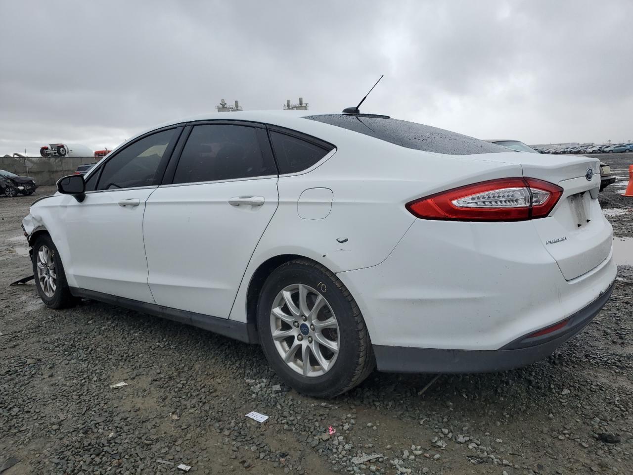 2015 Ford Fusion - Image 2