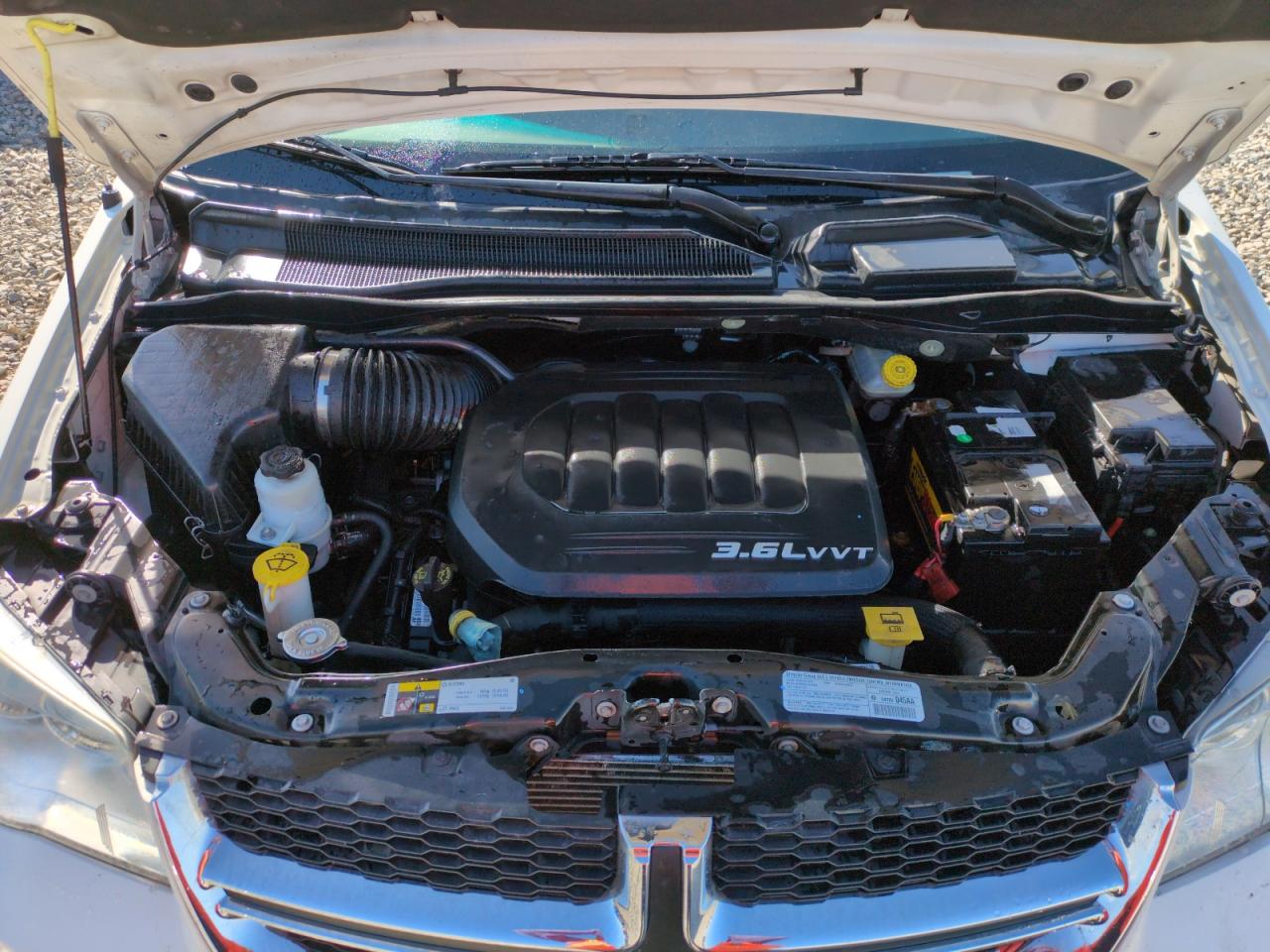 2013 Dodge Caravan - Image 12