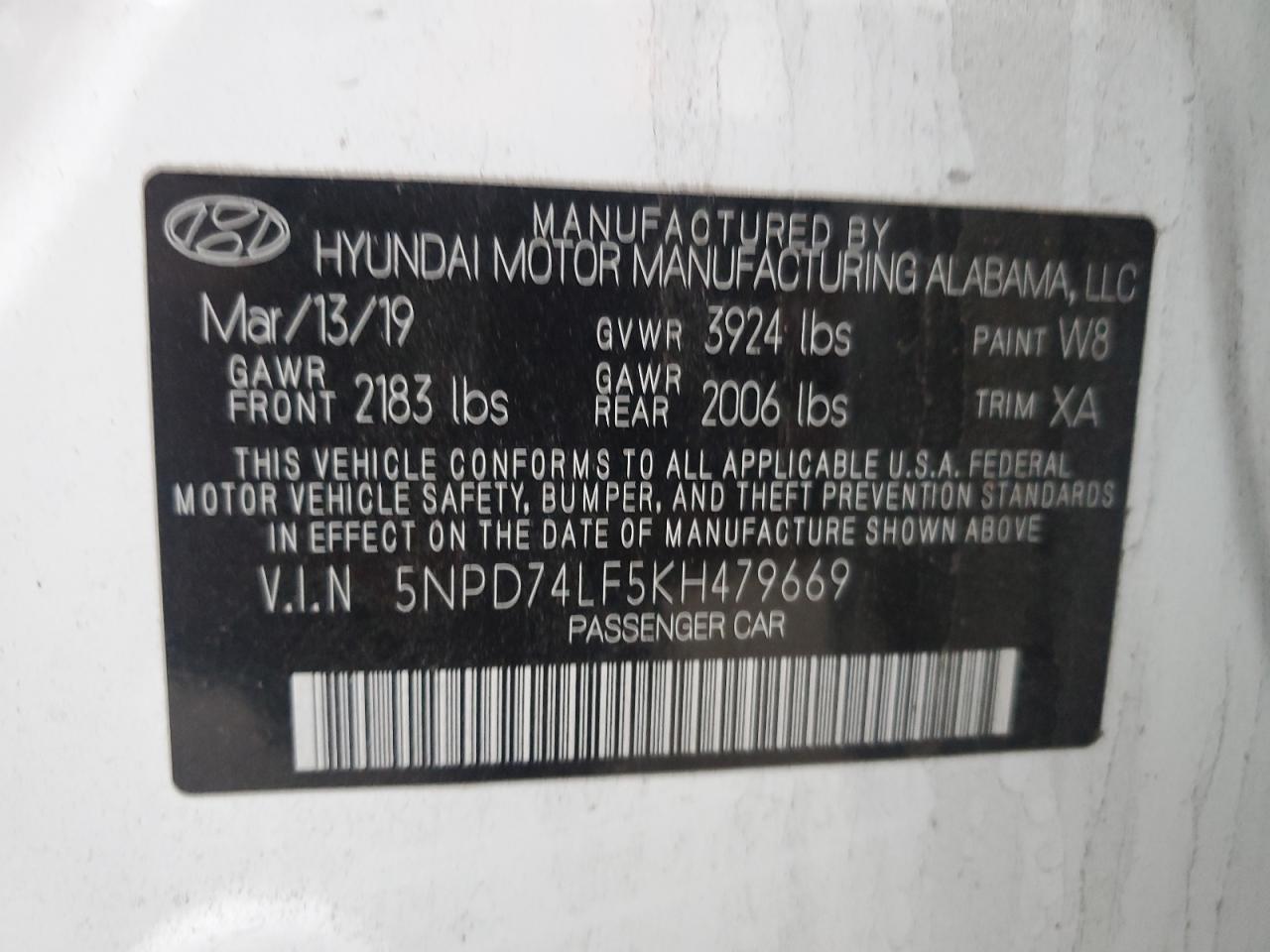 2019 Hyundai Elantra - Image 14